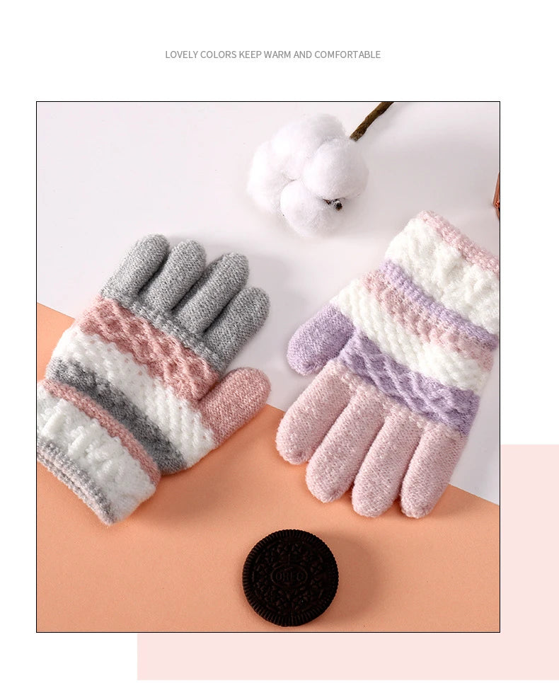 Autumn and Winter Children's Warm Gloves 3-8 Year Old Boys and Girls Thickened Striped Knitted Full Finger Gloves