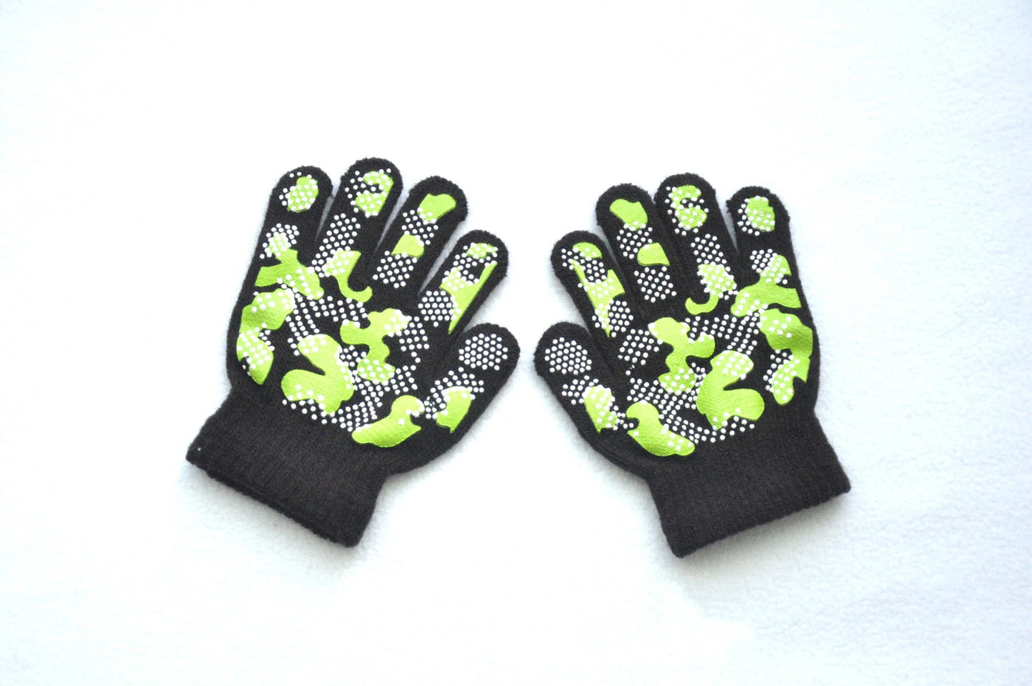 New Camouflage Anti Slip 3-6Y Children Winter Knitted Warm Gloves For Boys Girls Student Mittens Outdoor Cycling Skiing Gloves