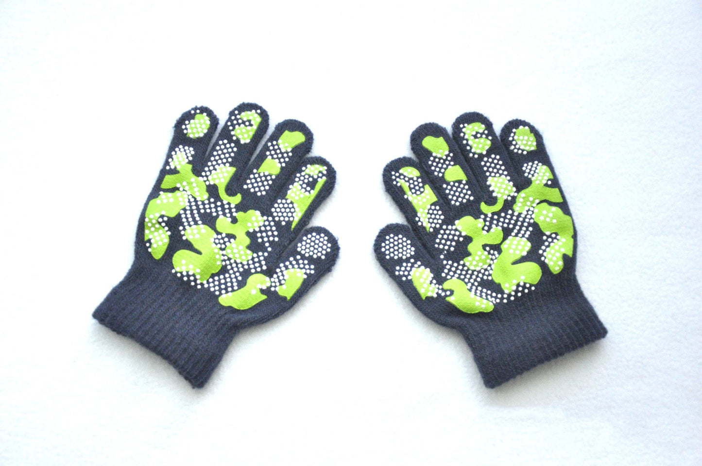 New Camouflage Anti Slip 3-6Y Children Winter Knitted Warm Gloves For Boys Girls Student Mittens Outdoor Cycling Skiing Gloves